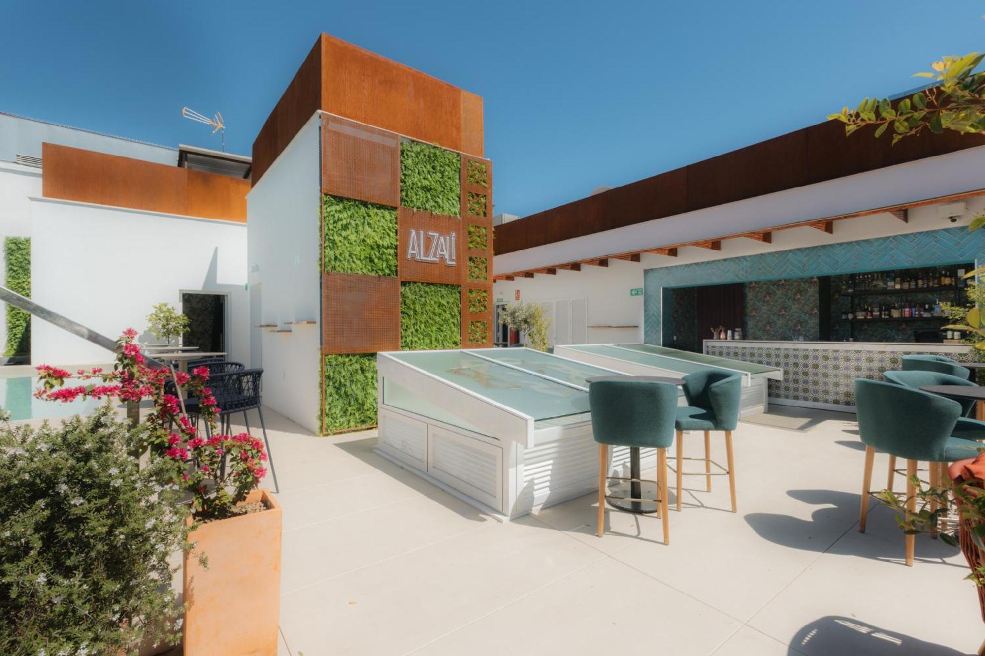 Cavalta Boutique Hotel - Small Luxuy Hotels Севилья Экстерьер фото