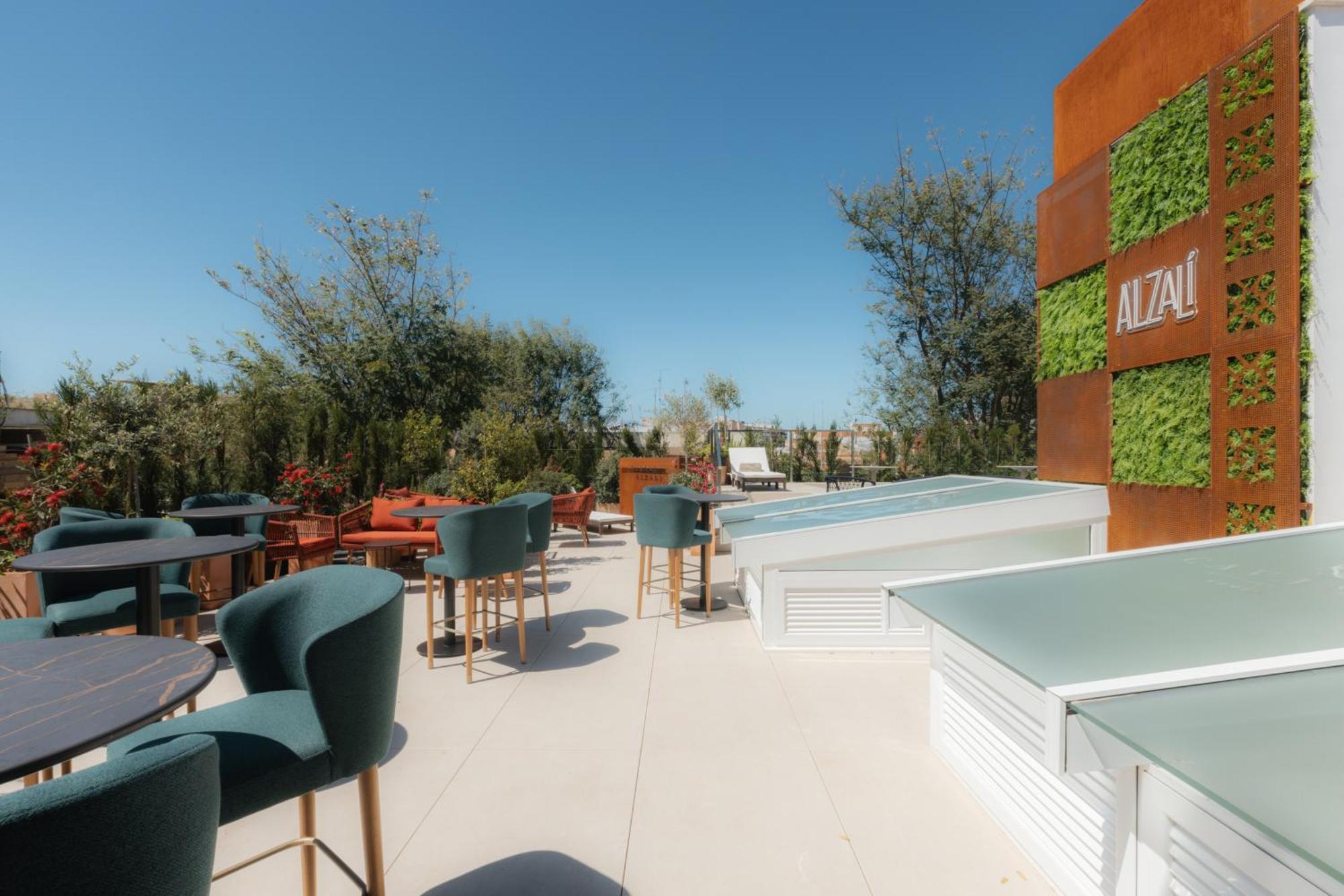Cavalta Boutique Hotel - Small Luxuy Hotels Севилья Экстерьер фото