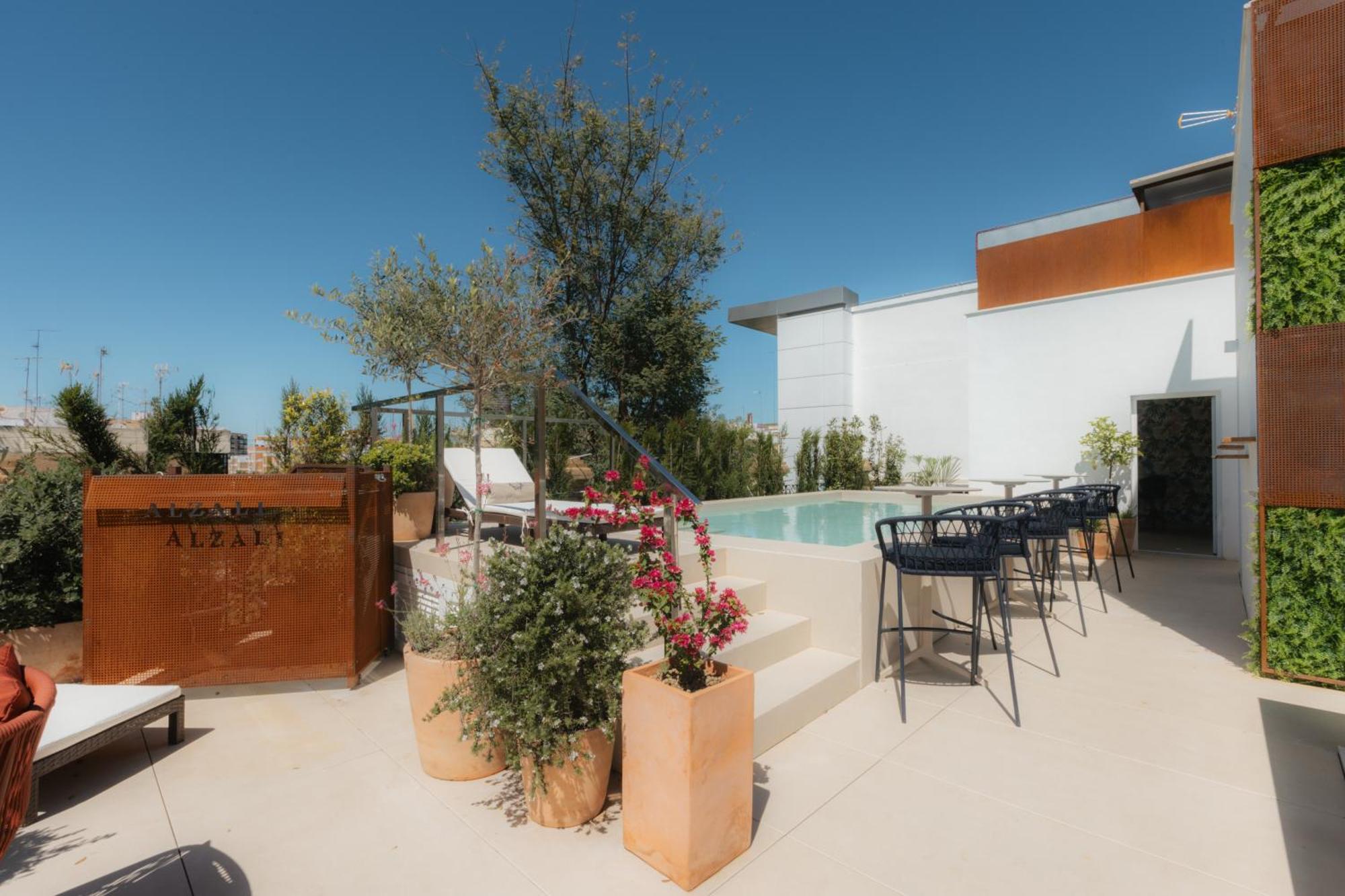 Cavalta Boutique Hotel - Small Luxuy Hotels Севилья Экстерьер фото
